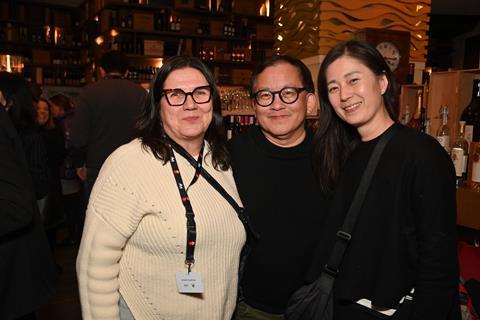 Screen Hong Kong night